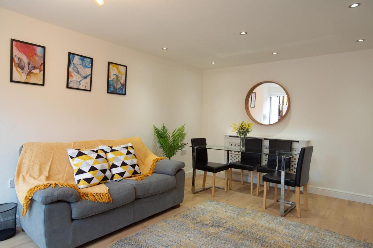 Cityhost - Leeds Apartments Beeston Hill Екстер'єр фото